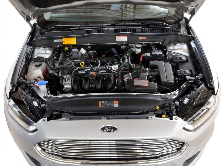  Ford Fusion 2013 года  (BR) (фото 21 из 27)